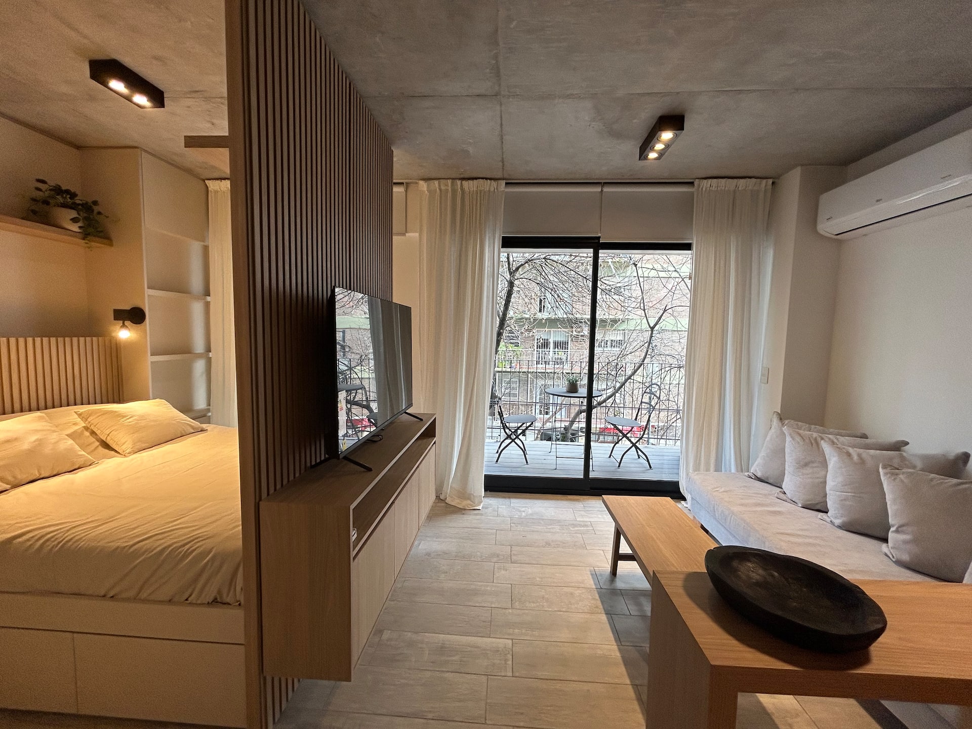 Kitnet com varanda em Palermo