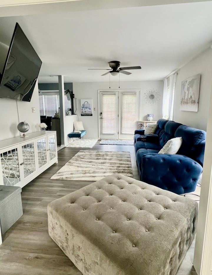 Glamorous 4br Home, Office & Large Yard Near Ric - Chesterfield, VA