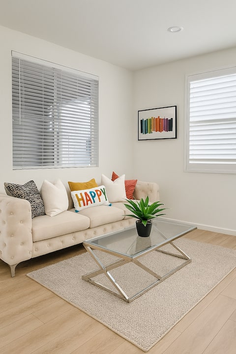 Your Stylish Eastvale Retreat for Family &Chill
