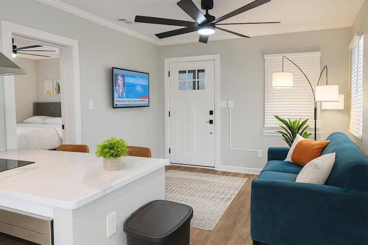 Modern Atlanta Getaway | Minutes To Downtown - Atlanta, GA
