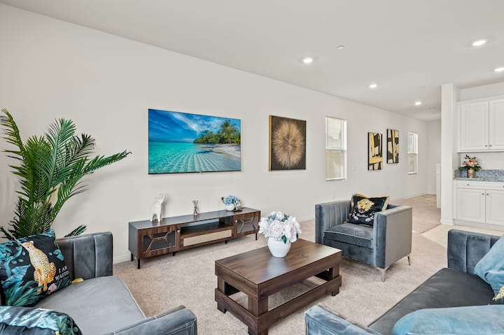 Riverside Ucr  11beds 6br/4ba - Riverside, CA