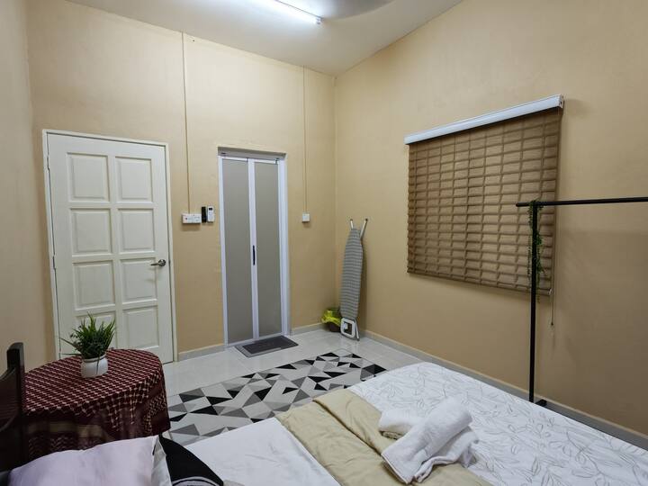 საძინებელი 1