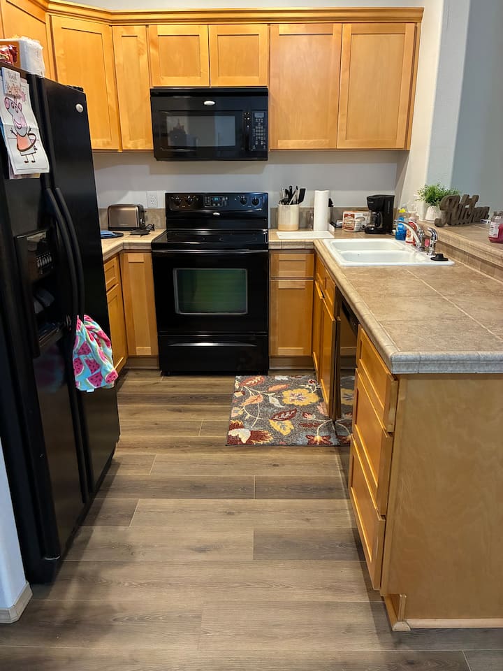 Townhome In Gresham Or - Troutdale, OR