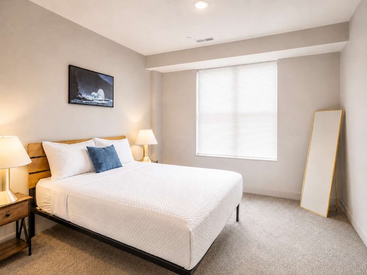 Cozysuites At The Banks | Gym, Pool 05 - Cincinnati
