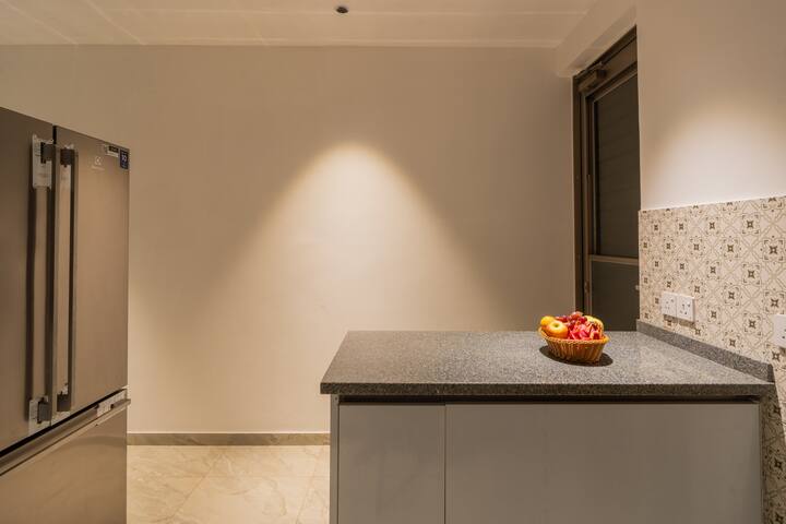 Full kitchen image 6