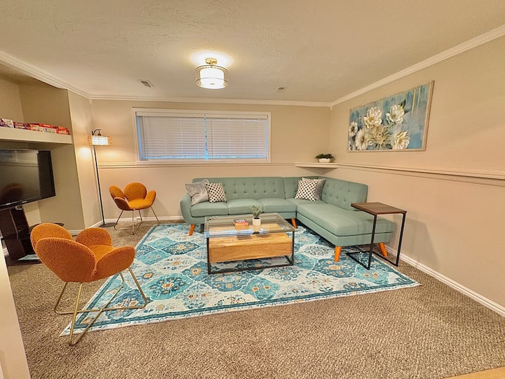 No Frills 2bedroom Stay W/ Wi-fi And Private Entry - West Valley City, UT