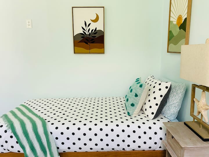 საძინებელი 2