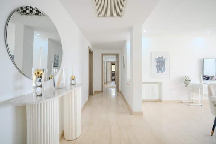 Luxurious Apartment  In Gammarth Touristique - La Marsa