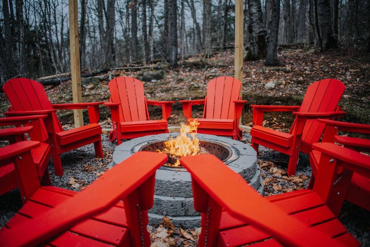 Hot Tub|Firepit|Pets|Near Hiking, Lake & Okemo - Cabins for Rent