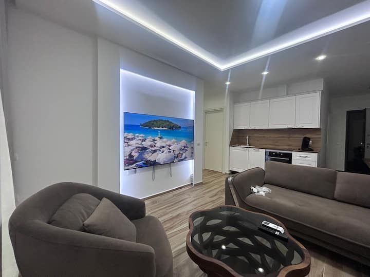 Appartement 2 Chambres Avec Piscine - Saranda