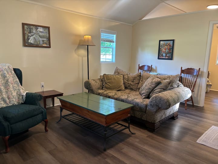 Woodland Retreat - Marshall, TX