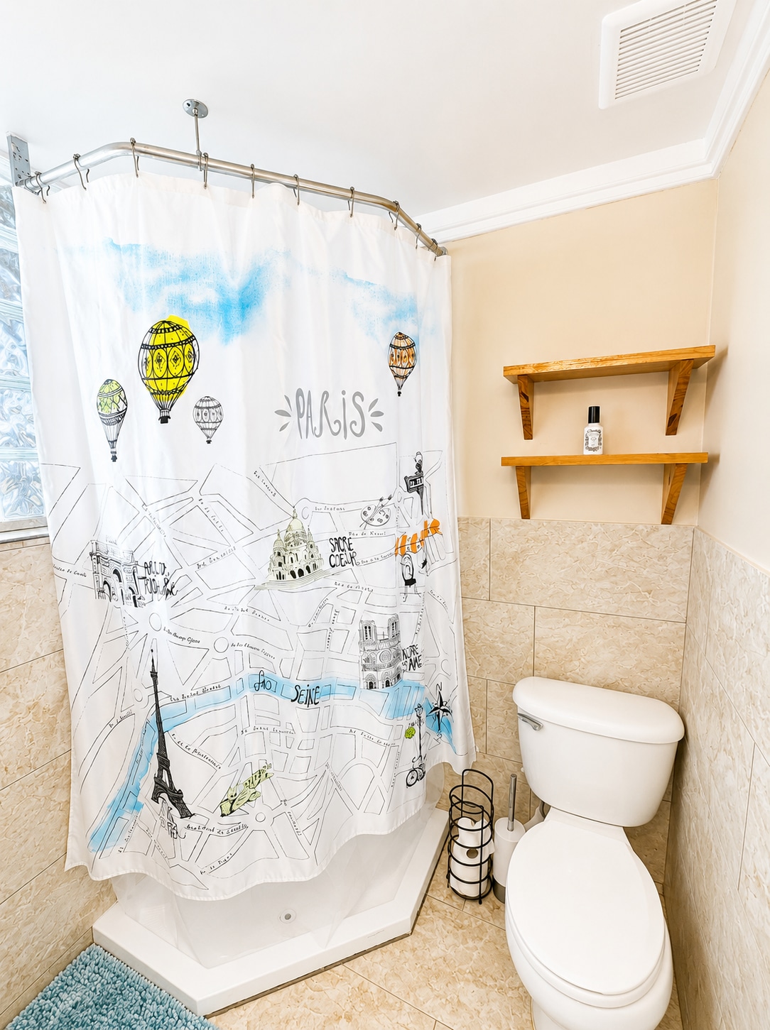 Backyard Bliss Retreat-Entire Apt/Private Entrance
