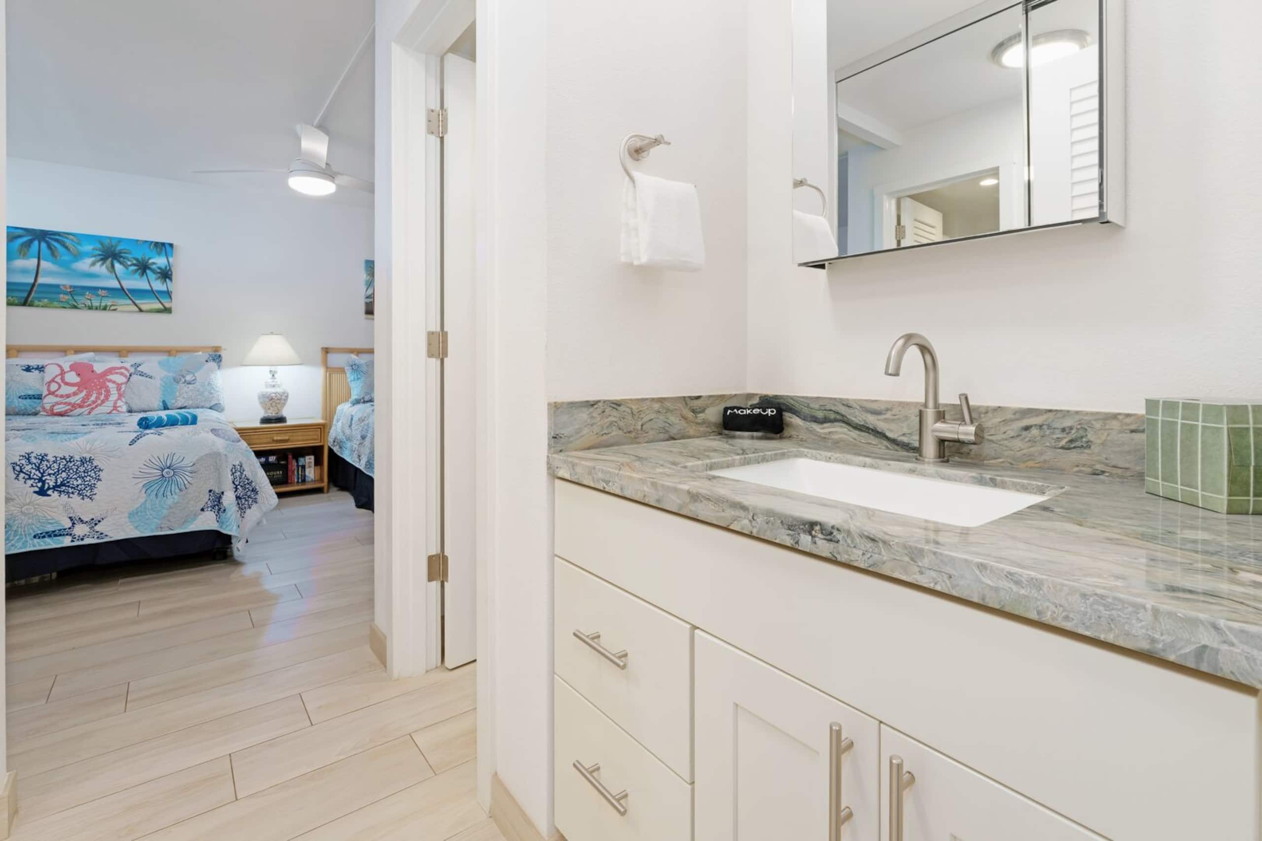 Condo in Kihei · ★5.0 · 2 bedrooms · 3 beds · 2 baths - Image 35