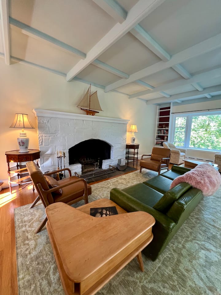 Lakefront Home In Rosendale! Swim, Paddle, & Boat! - Kingston, NY