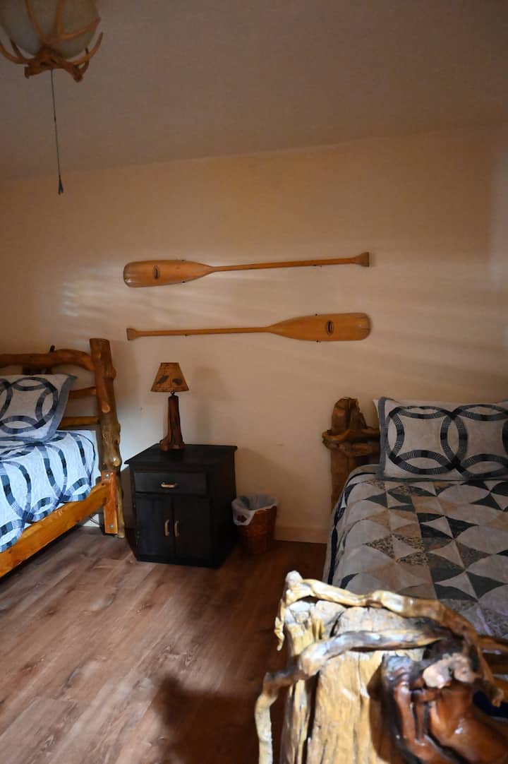 საძინებელი 4