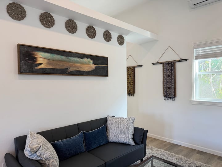 Unique, Newly Built 1br Hideaway, Steps To Winery - Fallbrook, CA