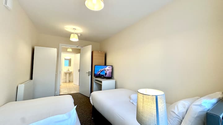Galway Studio: Twin Room Stay - Galway