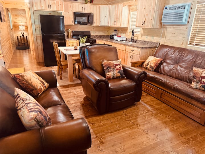 Whitetail Cabin | Waterfront Farm Stay + Animals - Fayetteville, NC