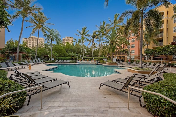 Amazing 2 Bedroom/2 Bathroom Aventura Yacht Club! - Aventura, FL