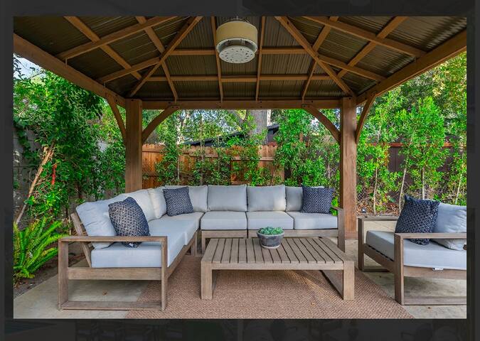 Your own private retreat. gallery image 3