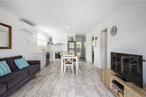 Popular Airbnb listing: Surfs up! Iluka, Gazebo, Jetty, Boatramp, Pool in Iluka