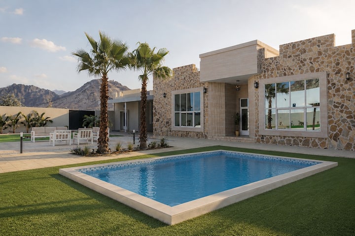 "@StayMasfut" your mountain hideaway