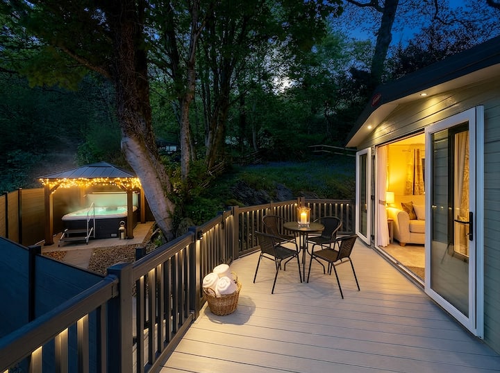 No Pets - Signature Spa 2 Bedroom With Hot Tub - Beddgelert