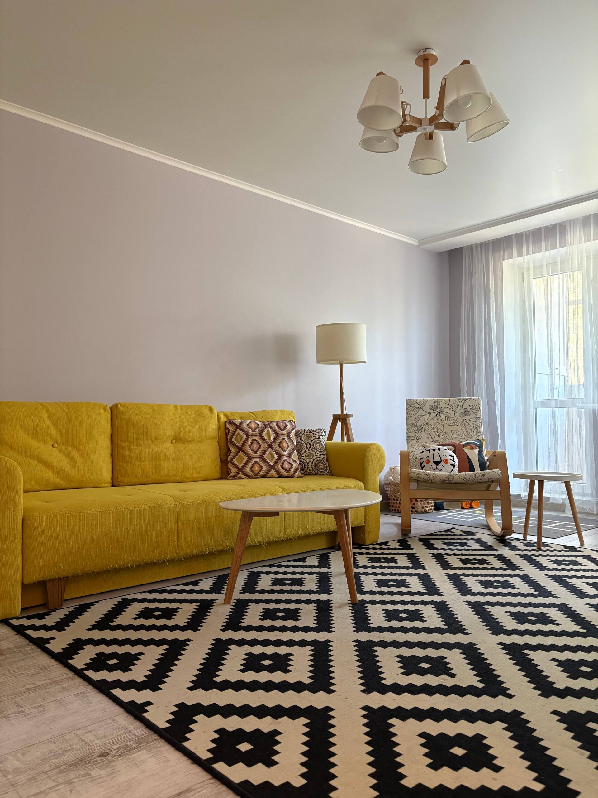 Cozy sunny apartment (sea side area)