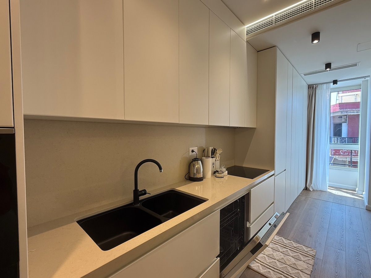 Listing 1463982046855376808