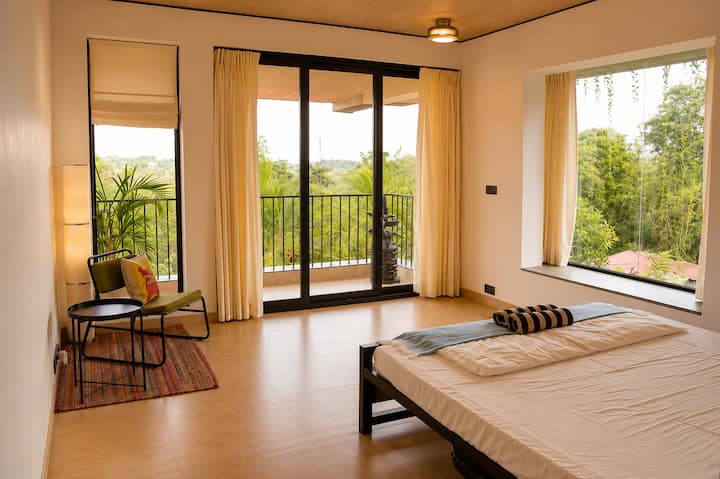 Bedroom 1 image 1