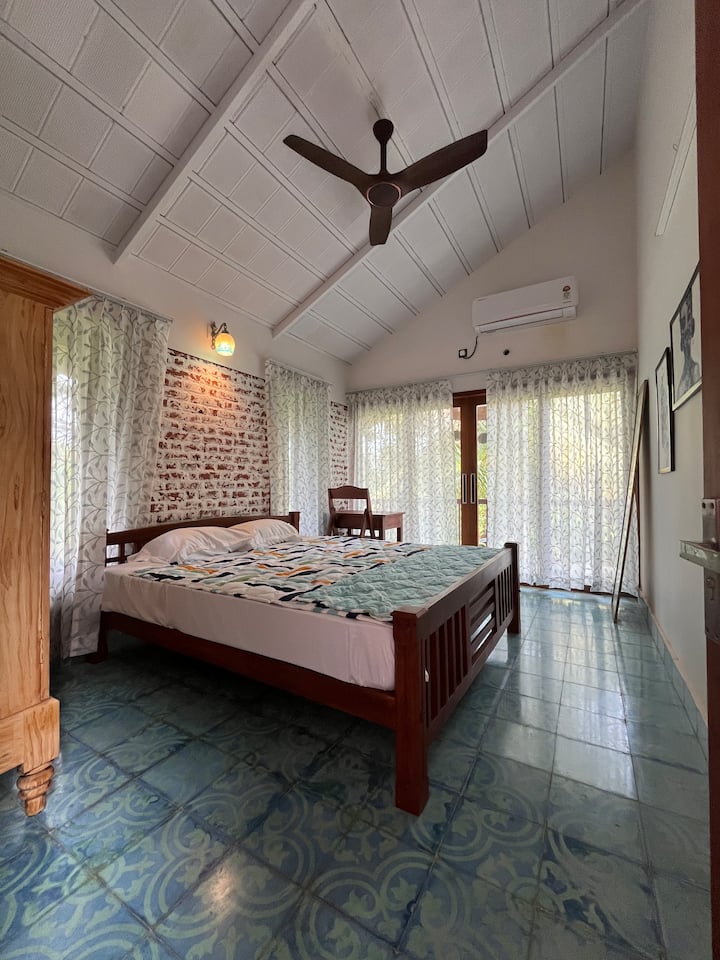 საძინებელი 1