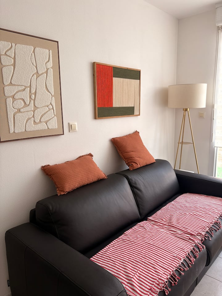 « Petit Chez Moi »
Avec Parking - ibis Nîmes Ouest - A9