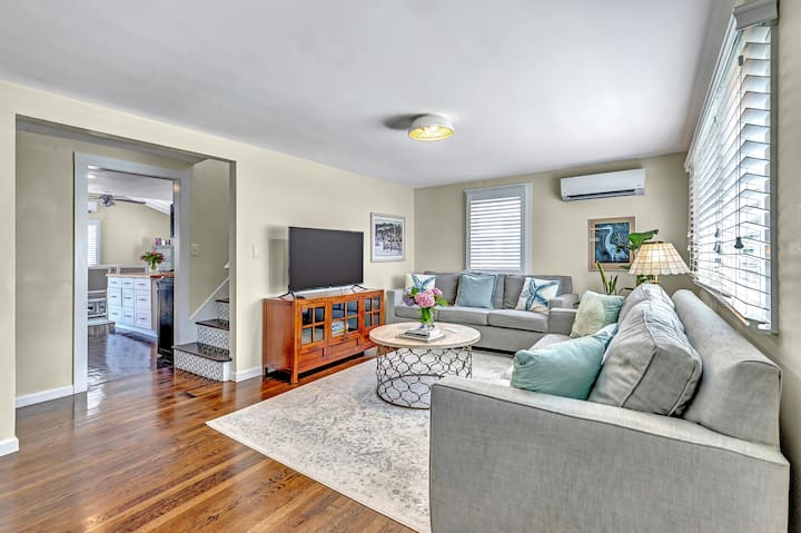 Fabulous Summer Home With Hot Tub - Point Pleasant Beach, NJ