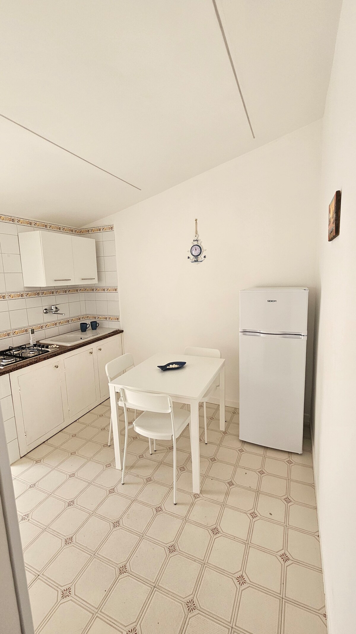 Proprietà Airbnb di successo: The lighthouse with an equipped outdoor terrace a Santa Flavia