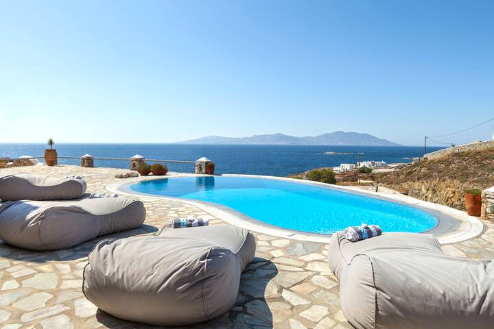The Aegean Residence Villa in Kanalia | 6BR, 7BA gallery image 2