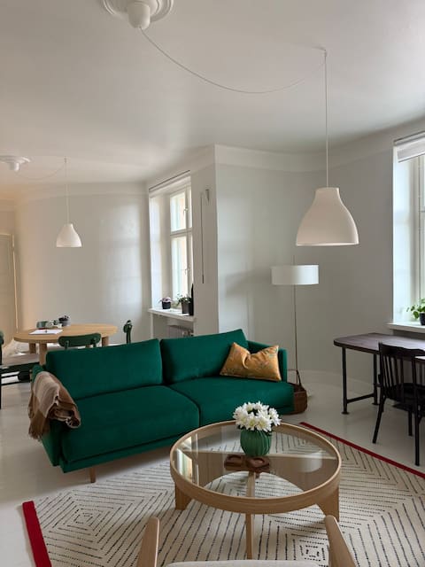 Top Airbnb: Stylish, modern & central flat in trendy Kallio in Kallio