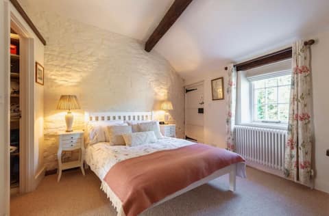 Top Airbnb: Private room for 2 guests - Thingwall, Wirral in Greasby, Irby & Thingwall