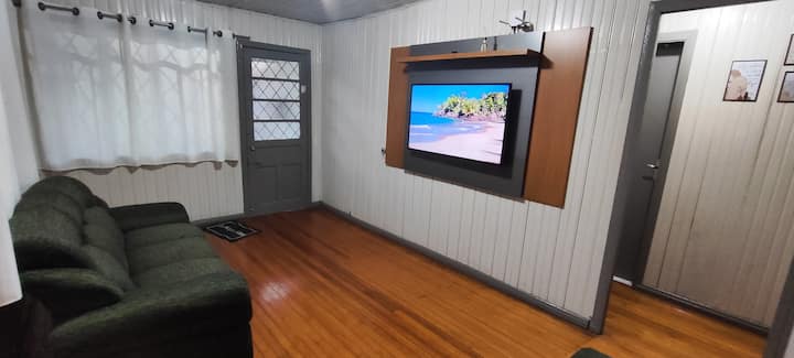 Casa Completa Em Cascavel Com Garagem - 6 Pessoas - Cascavel