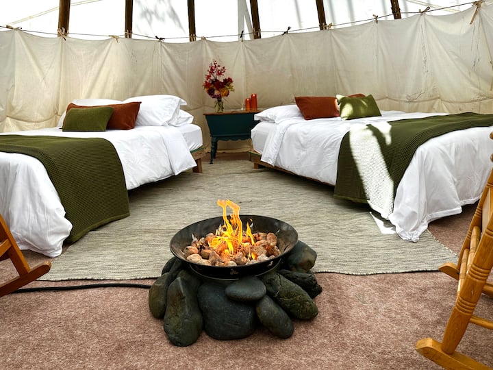 Bandon Riverbank Tipi - Bandon, OR