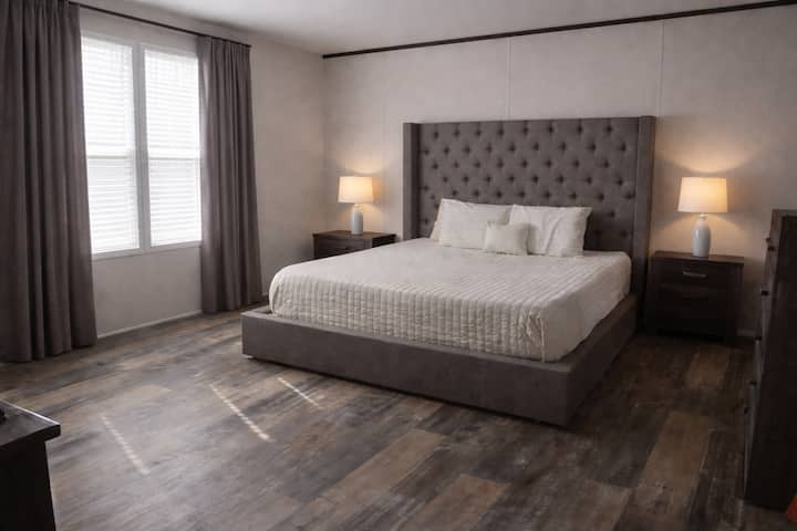 Parsons River Lodge | 2.5 Miles To Sports Ranch - Lake Whitney, TX
