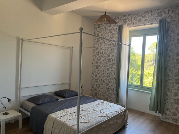 Dhomë gjumi 4