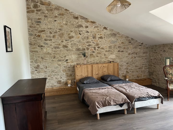 Dhomë gjumi 1