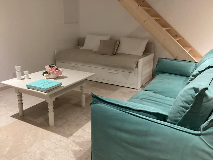Maison De Campagne, 136 M2, 4/6 Pers, 2 Ch, Cantal - Lac de Bort-les-Orgues