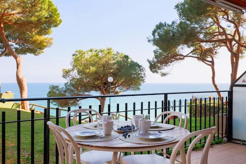 Seafront Apt. Platja d’Aro - Wake up by the Sea