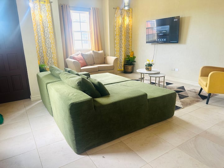 Sunny Condo Near Beach W/ Beach Essentials - Barbados