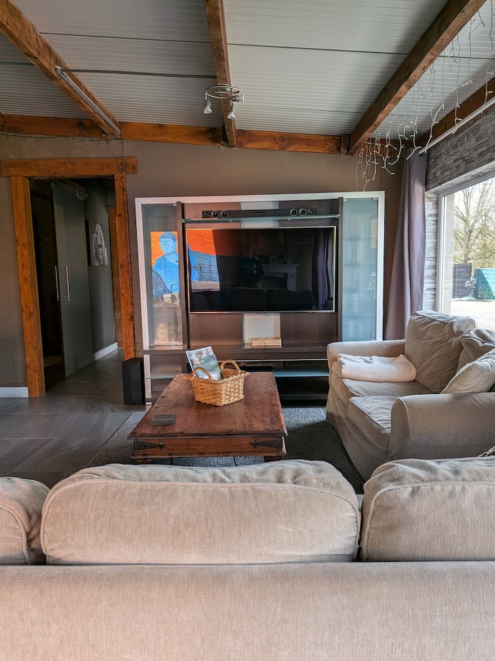 Chill Garage - Sint-Truiden