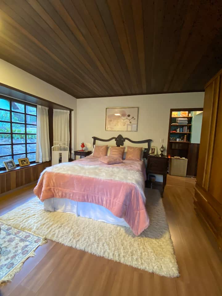 Quarto 1 Cama Queen
