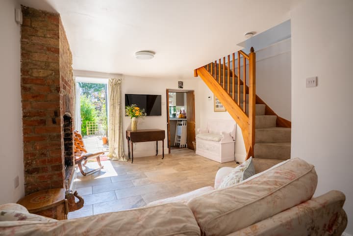 Peaceful Bruton Stay • Walk To High St • Parking - Bruton