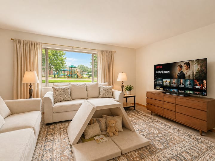 Spacious & Bright Family Gem | Across Park & Pool! - Willoughby, OH