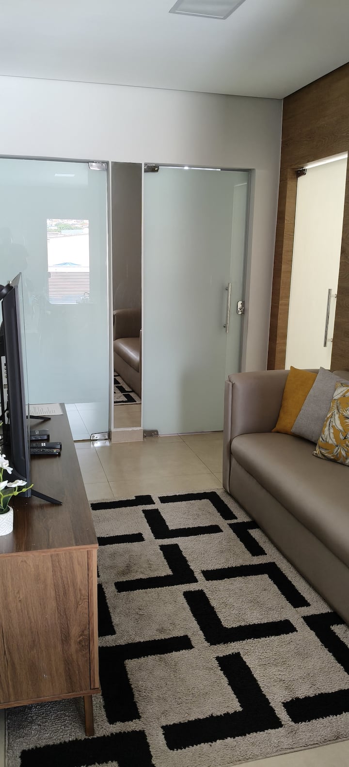 Apartamento Com óTima Localização - Pará de Minas